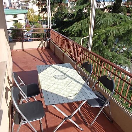 Quiet And Comfortable House With Easy Parking Scandicci Exterior foto